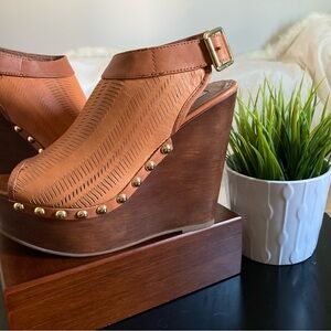 Steve Madden CORREY Leather Peep Toe Funky Wedge Sandals sz 9.5